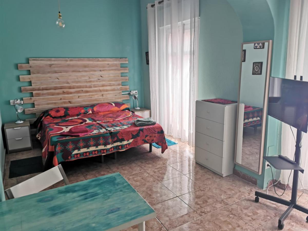Casa Carolin Apartment Malaga Exterior photo